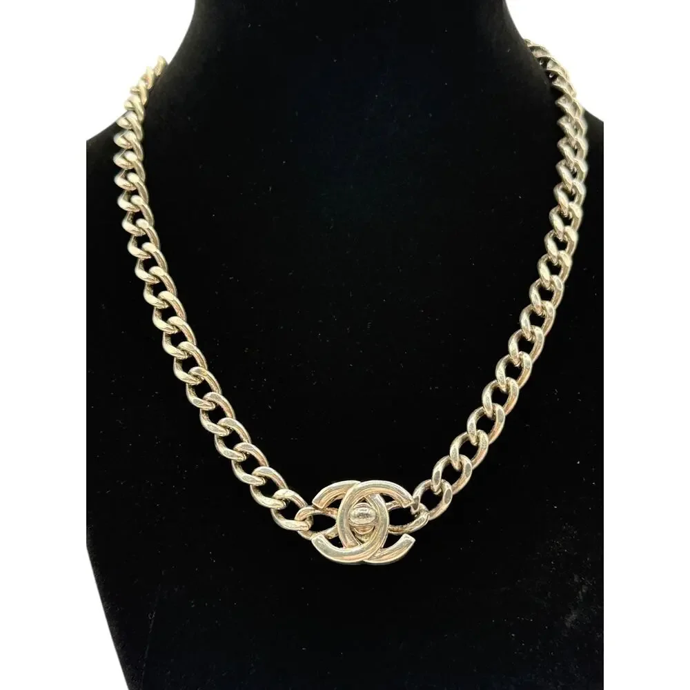 CHANEL Vintage 1996 Silver-Tone CC Turn Lock Chain Necklace